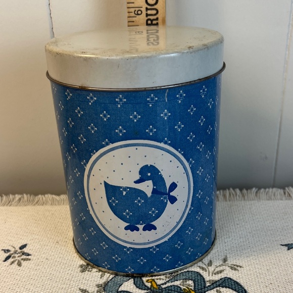 Blue Ribbon Goose Pattern Metal Canister Set - Picture 2 of 3